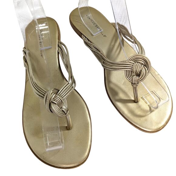 MONTEGO BAY CLUB! FLIRTY GOLD LEATHER MULTI STRAP SWIRL, T-STRAP SANDALS! SZ 9 - Picture 1 of 8